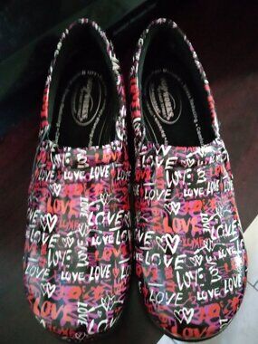 Easy Works Slip Resistant shoes for women in excellent condition. Size 9. $20OBO